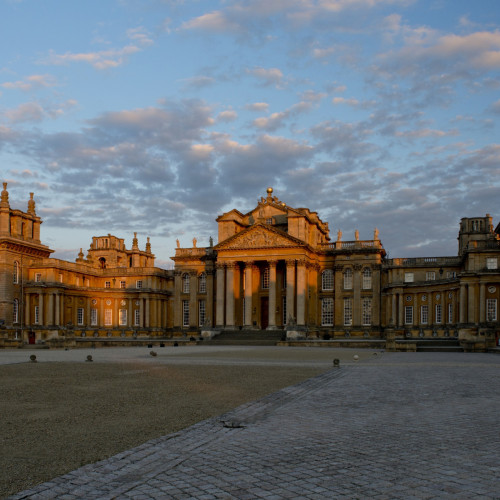 BlenheimPalace-North-Great-Courtyard - Copy