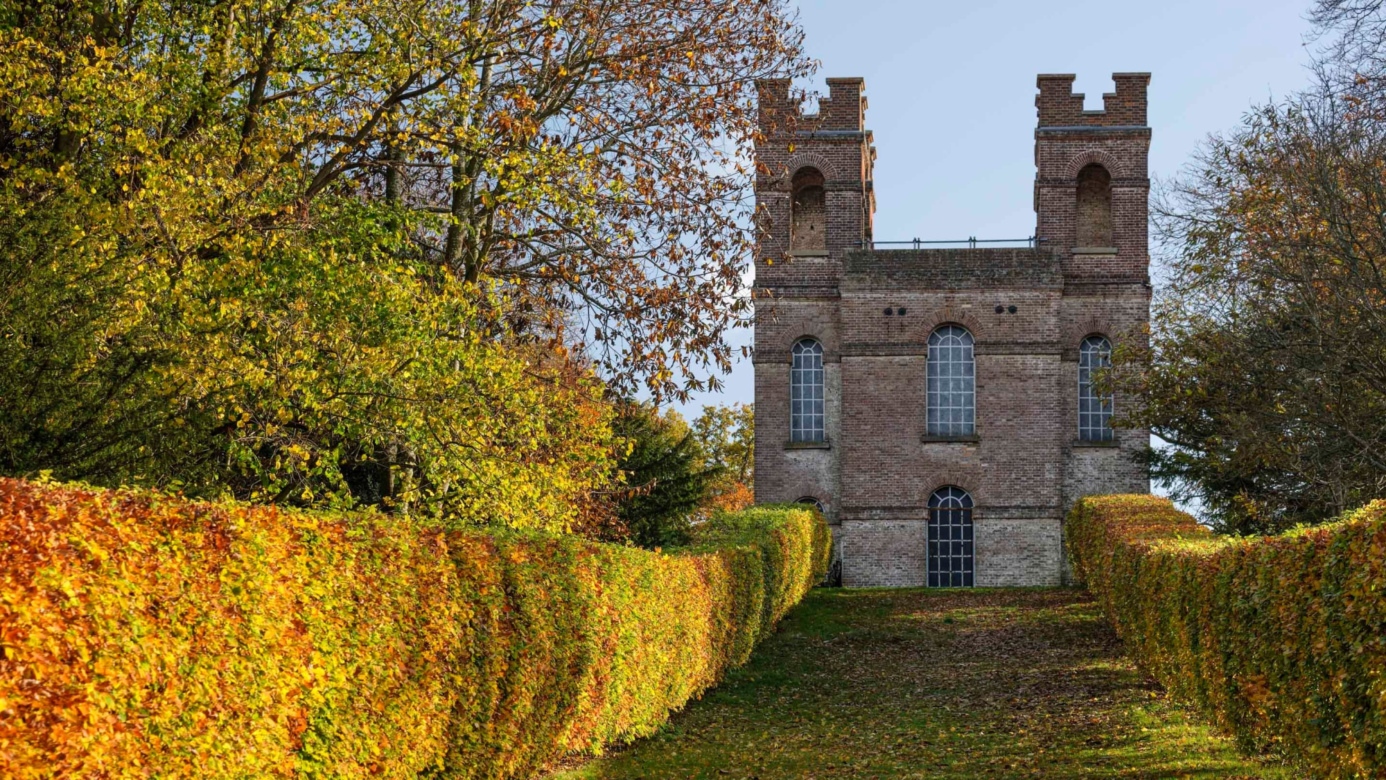 the-belvedere-at-claremont-landscape-garden-surrey-1525949